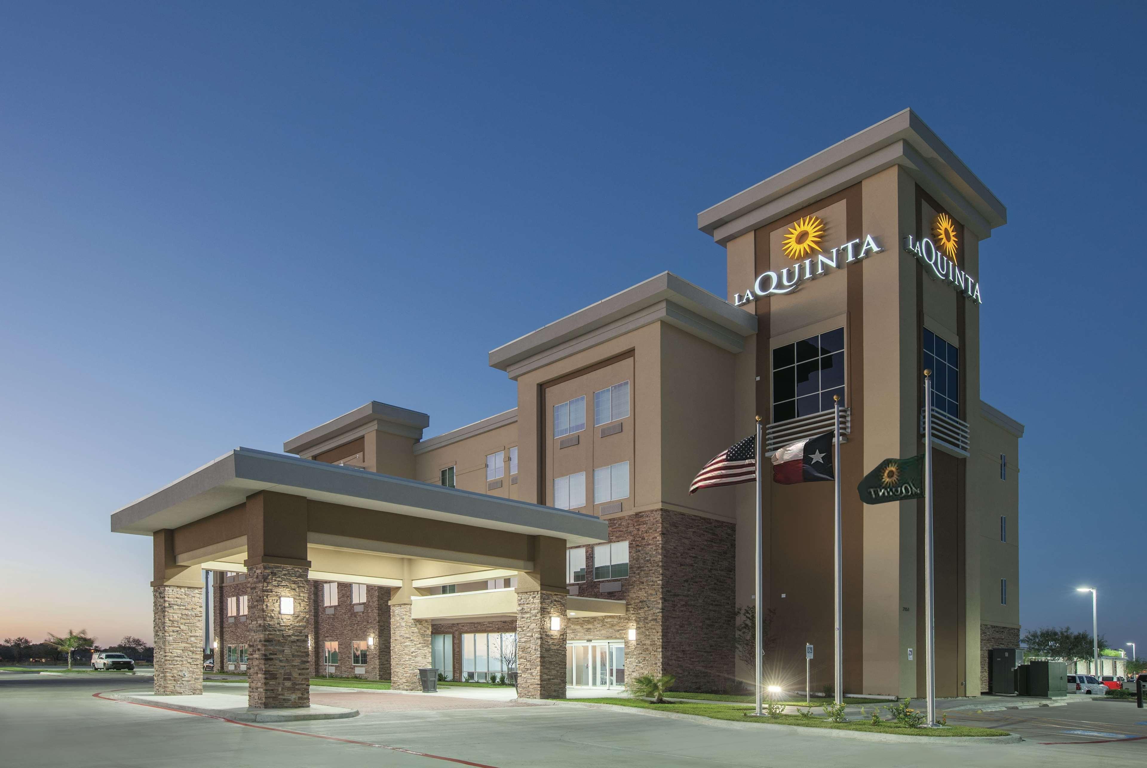 La Quinta By Wyndham Кінґсвілл Екстер'єр фото